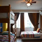 Tupac Hostel - Lima Airport